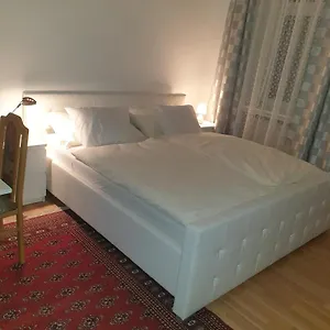 https://weisses-appartement.vienna-besthotels.com