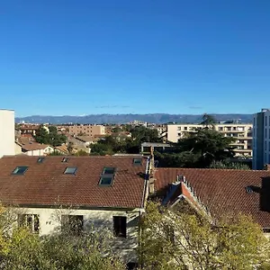 https://bel-appartement-idalement-valence-drome.hotels-rhonealpes.com